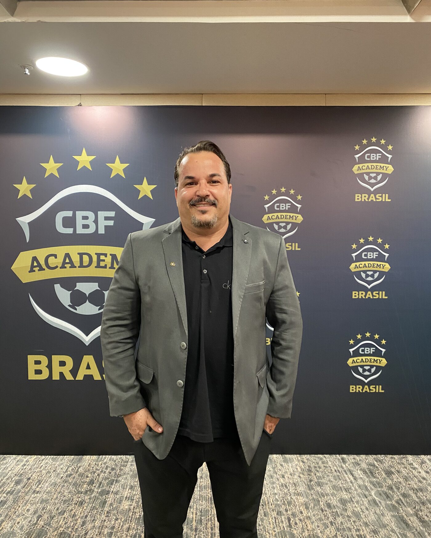 Alexandre Morango em encontro com profissionais e atletas do futebol